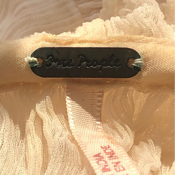 Free people long Sleeves blouse. - Picture 9 of 11